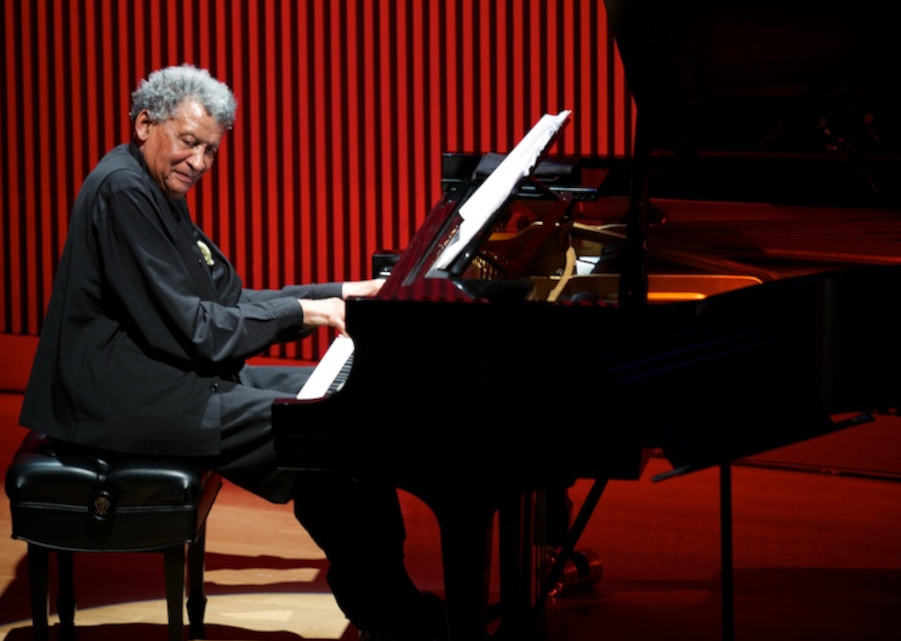 Piano Africano no "A volta ao Jazz em 80 mundos"!