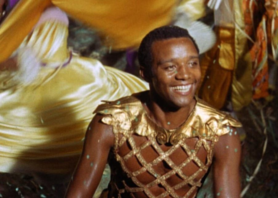 O incrível Dino 7 Cordas e a mistura do Jazz com o Carnaval